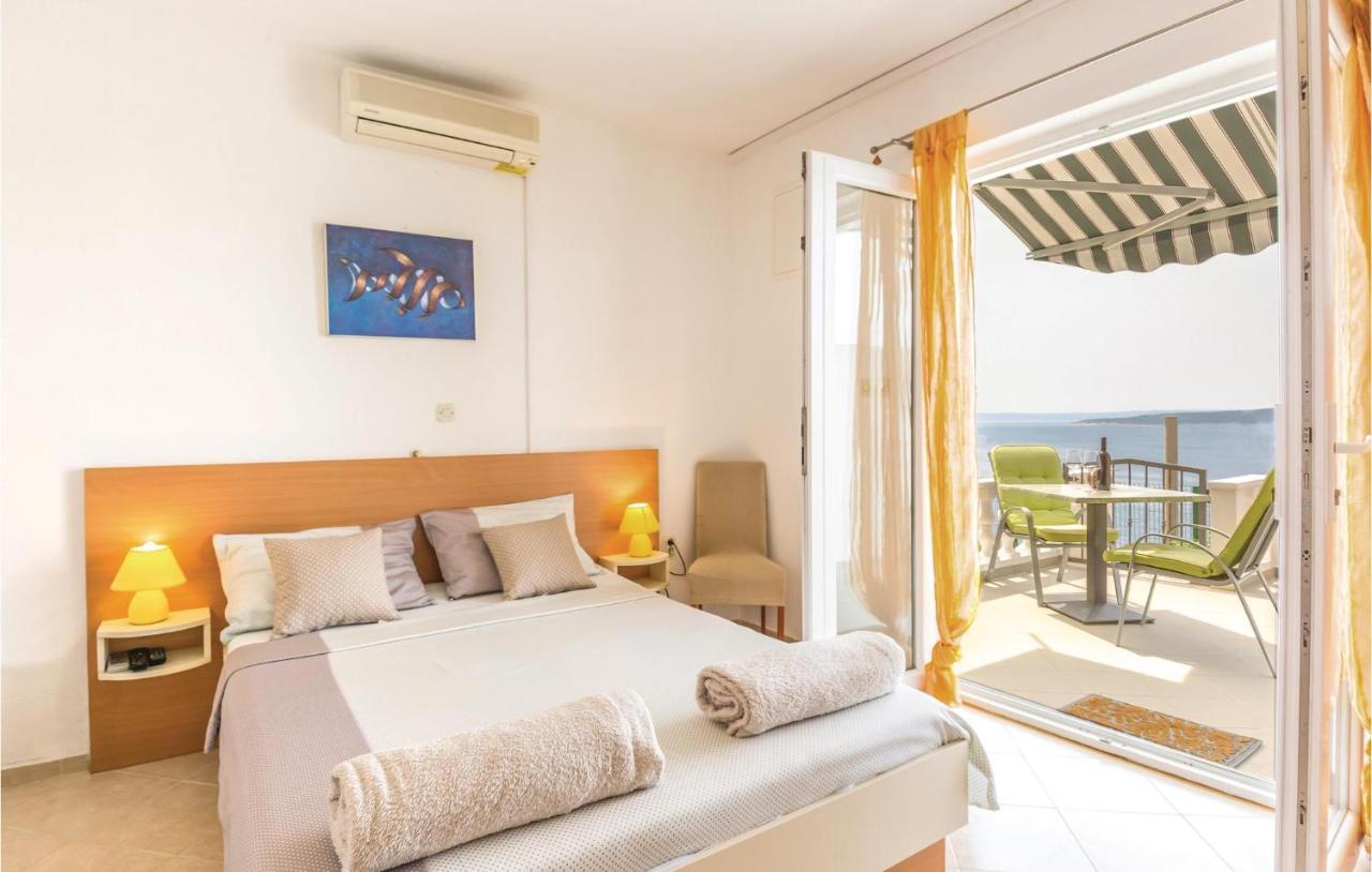 Lovely Apartment In Brela With House Sea View Zewnętrze zdjęcie