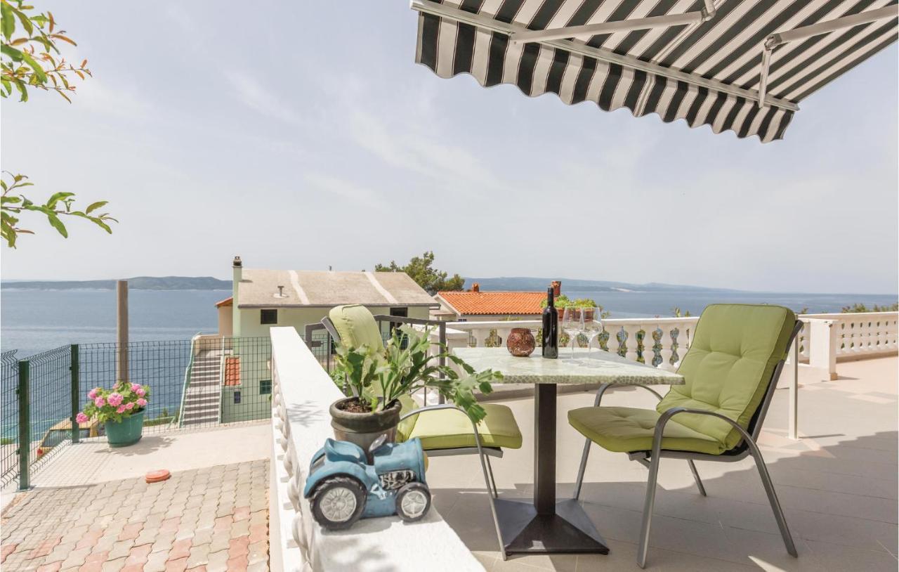 Lovely Apartment In Brela With House Sea View Zewnętrze zdjęcie
